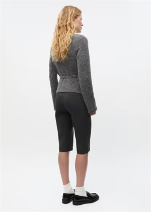 Enada ls v-n knit 7216 Dark Grey Mel. Envii